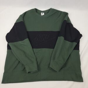 Nike Striped Crewneck Sweater
